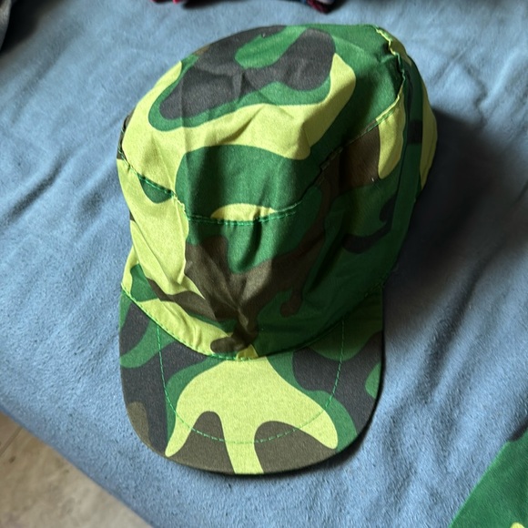 Boys Army suit - Picture 1 of 4